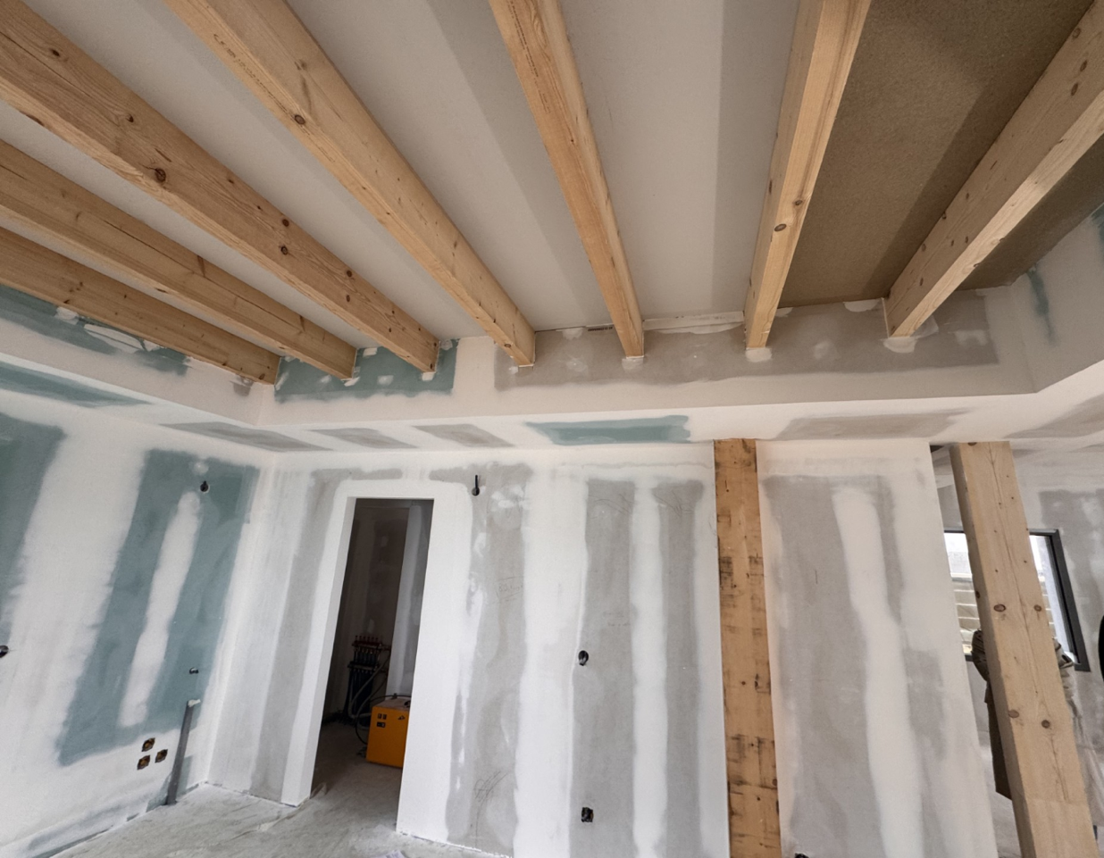 Cloisons sèches finies, appartement réaménagé — Bayonne